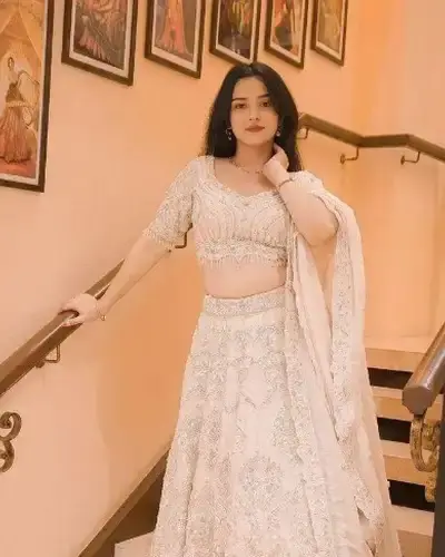Escort Kirnapur